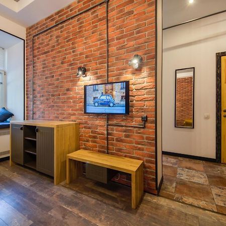Loft Design Apartments On Desyatynnyi Ln, 7 키예프 외부 사진